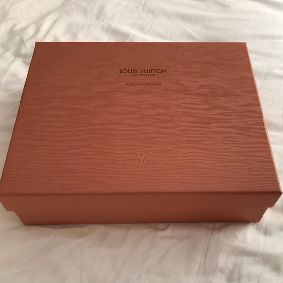 Louis Vuitton Poche Toilette 26 Monogram M47542 - Picture 4 of 5